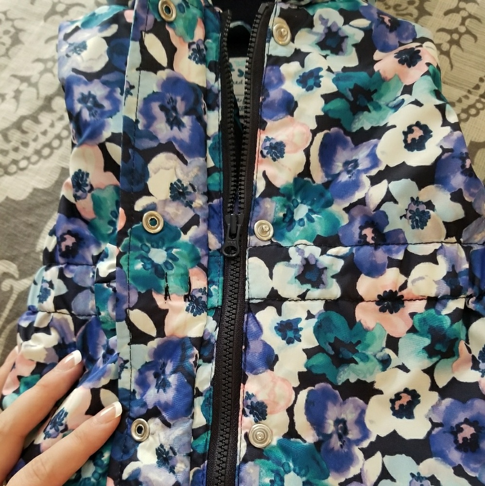 NWT Gymboree Floral Puffer Vest - Picture 2 of 4
